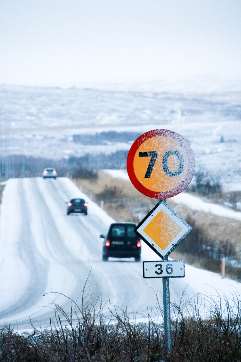 car, communication, nature, europe, three, blue, land, speed, symbol, signs, direction, 5K, cool, focus on foreground, sky, iceland, automobile, transportation