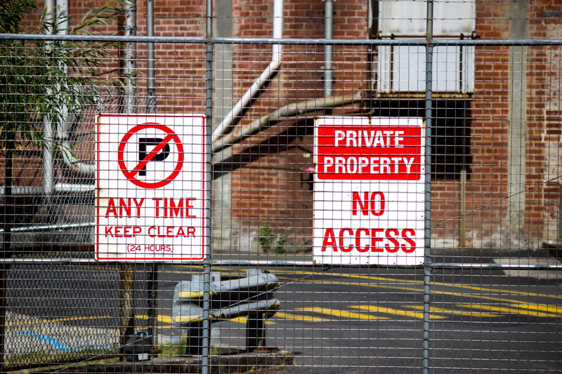 brick, fence, gray, access, forbidden, gates, sign, city, information, signages, western script, warning sign, text, built structure, boundary, building exterior