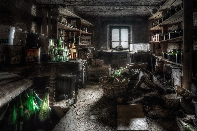 abandoned, obsolete, furniture, building, ceiling, damaged, large group of objects, house, indoors, messy, the basement, run-down, old, window, shelf, 1080P