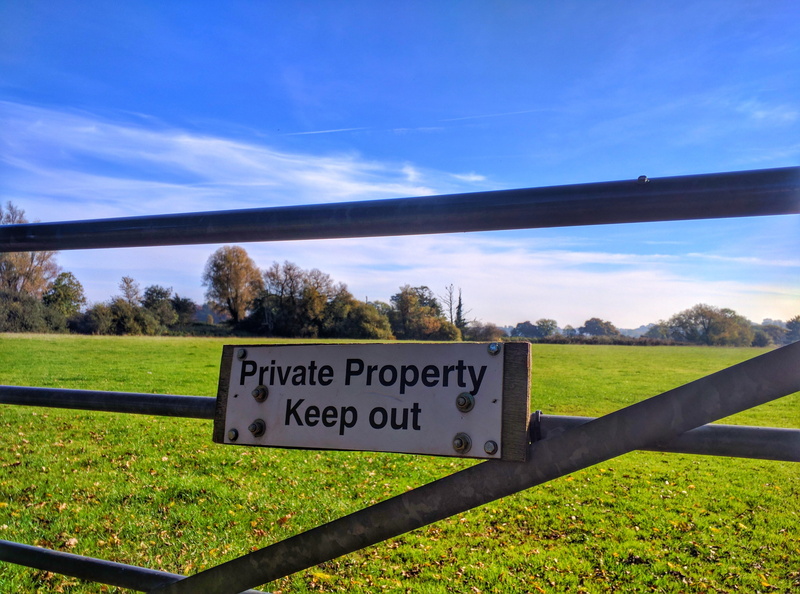 farming, land, information, gate, nature landscape, 4K, outdoors, landscape, sign, green color, day, farm, communication, meadow, grass, beauty in nature