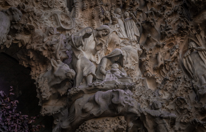 male likeness, sagrada família, solid, animal, no people, the past, crypt, angel, full frame, creativity, church, wall, 5K, stone, sculpture, representation