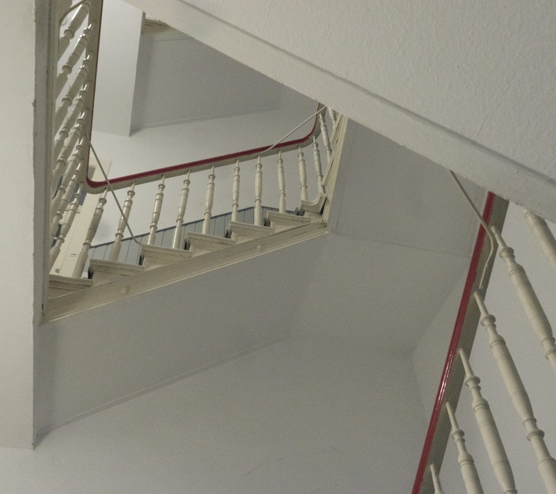 indoors, railing, high angle view, built structure, white, flooring, steps and staircases, upstairs, handrail, day, up, stairs, interior design, architecture