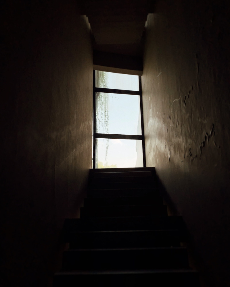 building, indoors, built structure, going, kebayoran baru, 2K, steps and staircases, wall - building feature, loft, handrail, jl. rajasa no.2, sunlight