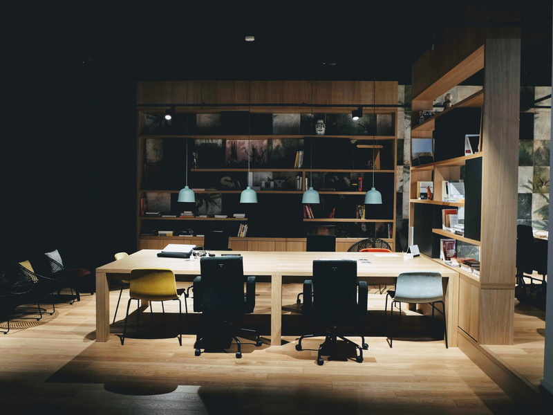 business, absence, people, tabletop, interior design, aircraft, 4K, bookshelf, seat, publication, indoors, cabinet, chair, shop, office, education, flooring