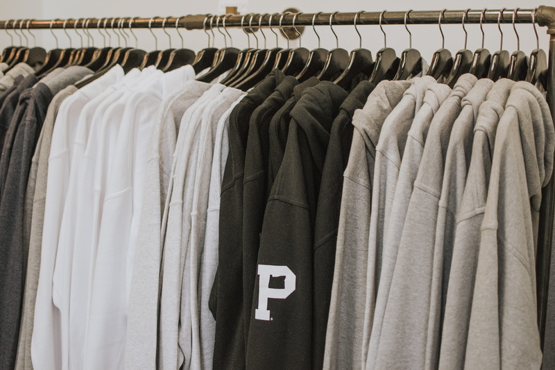 retail, rail, for sale, in a row, order, coathanger, indoors, fashion, clothing, rack, hoodies, shop, clothes rack, textile, retail display, hanged, white