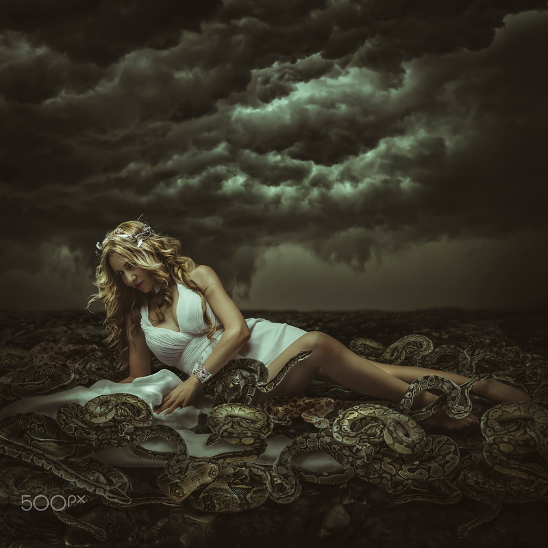 young adult, beautiful woman, one person, blonde, 500px, sky, blond hair, full length, long hair, Fernando Cortés, fashion, model, real people, portrait