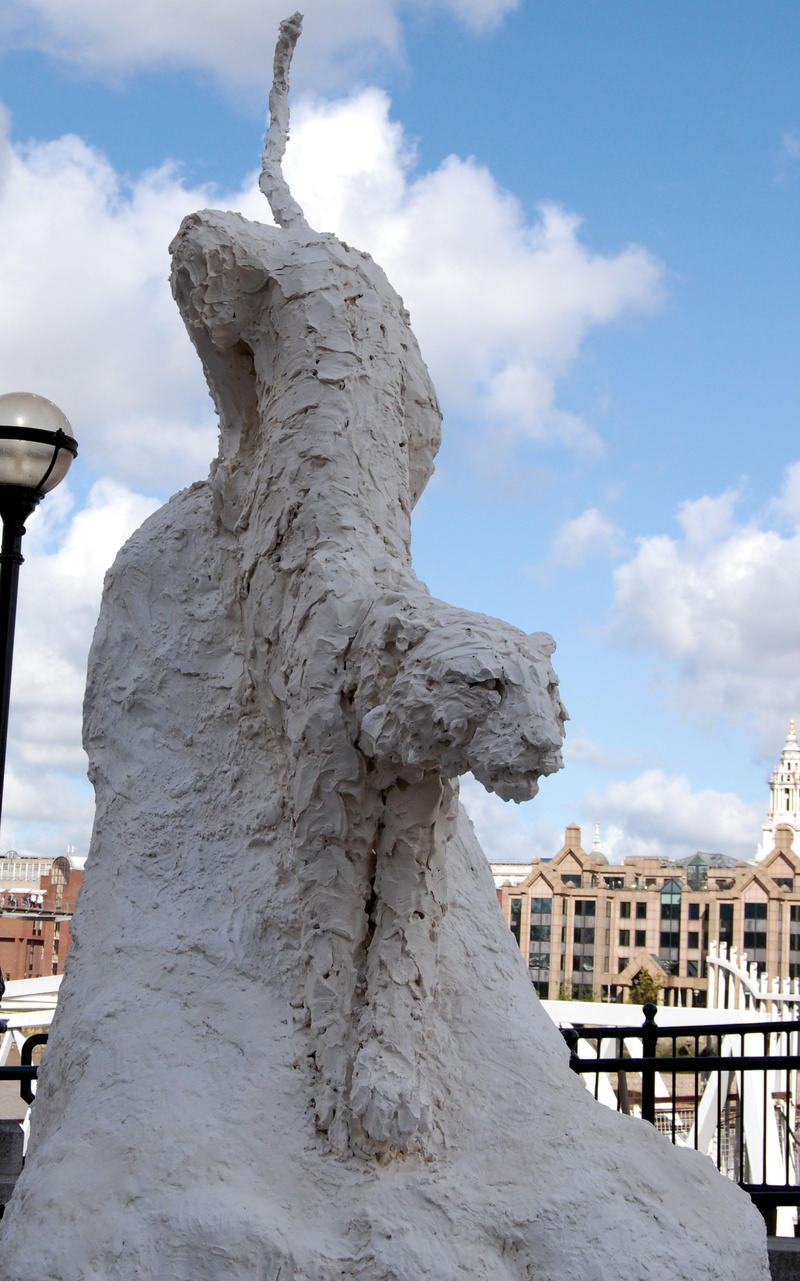 Lion, 5K, sky, day, art and craft, monument, Statue, craft, city, London, no people, building exterior, nature, white color, architecture, travel destinations