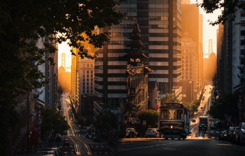 tram, two photos, street, mirror, machine, home, CA, USA, light, 8K, San Francisco