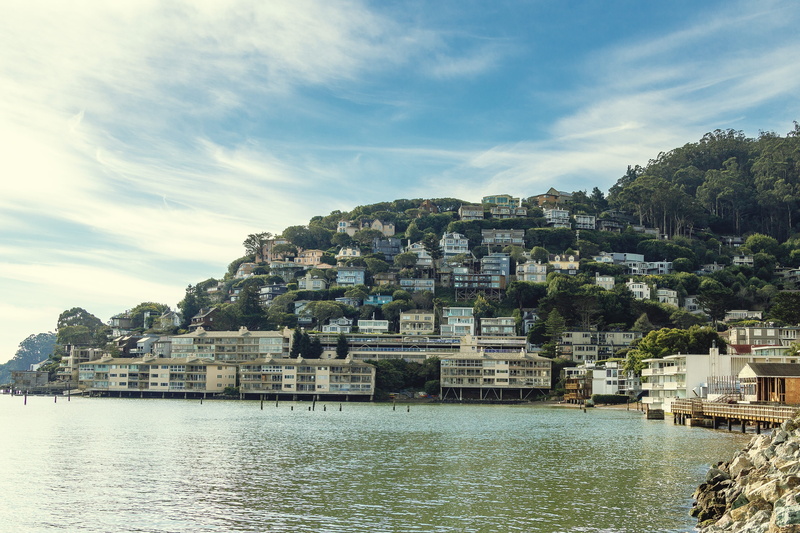 architecture, california, 4K, residential district, outdoors, river, scenic, waterfront, landscape, tree, sausalito, sky, plant, building exterior, nature