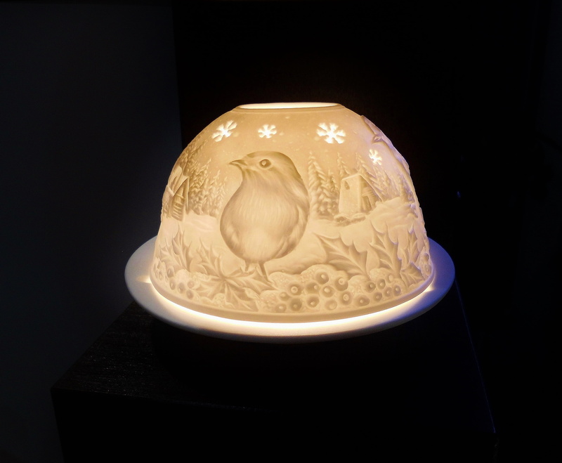 ceramics, close-up, history, porcelain, human representation, precious gem, illuminated, studio shot, glashütte brandenburg, no people, hand labor, ancient