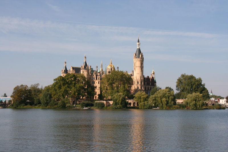 architecture, castle, germany, Schwerin, travel destinations, mecklenburg western pomerania, plant, waterfront, religion, architecture And Buildings, spirituality