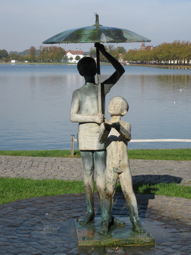 day, nature, human arm, human representation, Monument, sky, women, Schwerin, arms raised, sculpture, plant, lake, reflection, 2K, Figure, full length