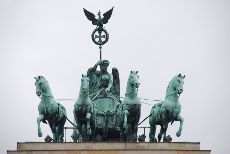 domestic animals, art and craft, statue, mammal, architecture, horse, car, europe, sculpture, human representation, the past, livestock, port, representation