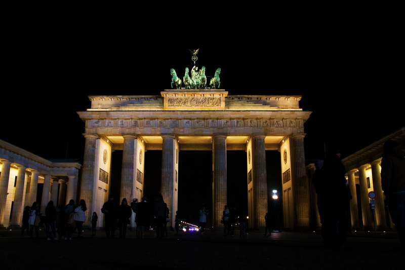 representation, berlin, 4K, illuminated, outdoors, sculpture, travel destinations, city, tourism, statue, europe, architectural Column, building exterior