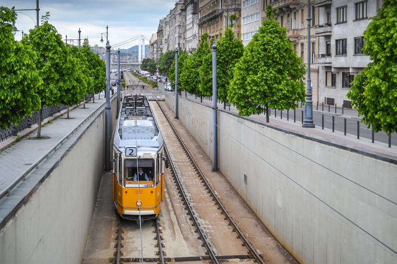 4K, building, architecture, no people, water, travel, track, city life, mode of transportation, tramlines, plant, cable car, railway, tramway, Tram, outdoors