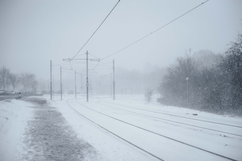 crystal peaks, day, electricity, power line, tram, 5K, connection, no people, transportation, snow, sky, direction, winter, nature, tramlines, united kingdom