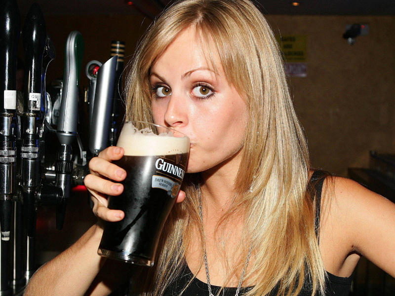 1080P, guinness, women, beers