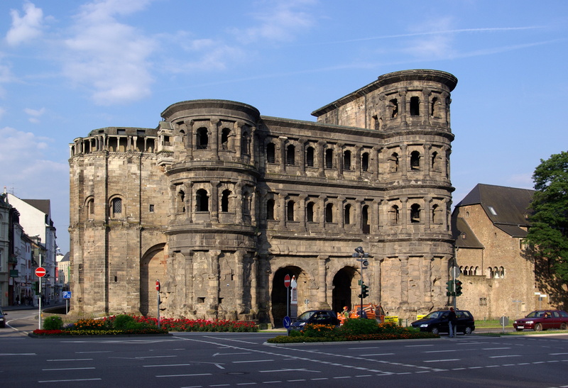 car, black gate, stone, roman, travel destinations, historic, city, architecture, incidental people, the past, history, landmark, transportation, trier