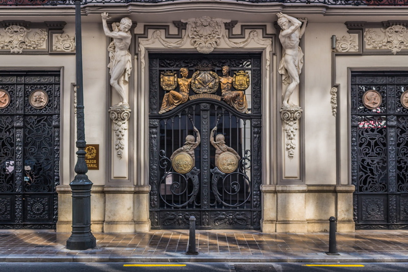 outdoors, the past, photography, spanish, valencia, representation, travel destinations, city, entrance, 1080P, art and craft, door, gate, doors, old