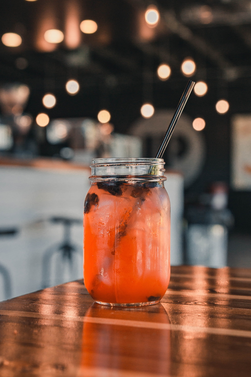 summer, coffee shop, drinking glass, refreshment, glass, coffee, drink, close-up, glass - material, household equipment, beer, cocktail, plant, liquor