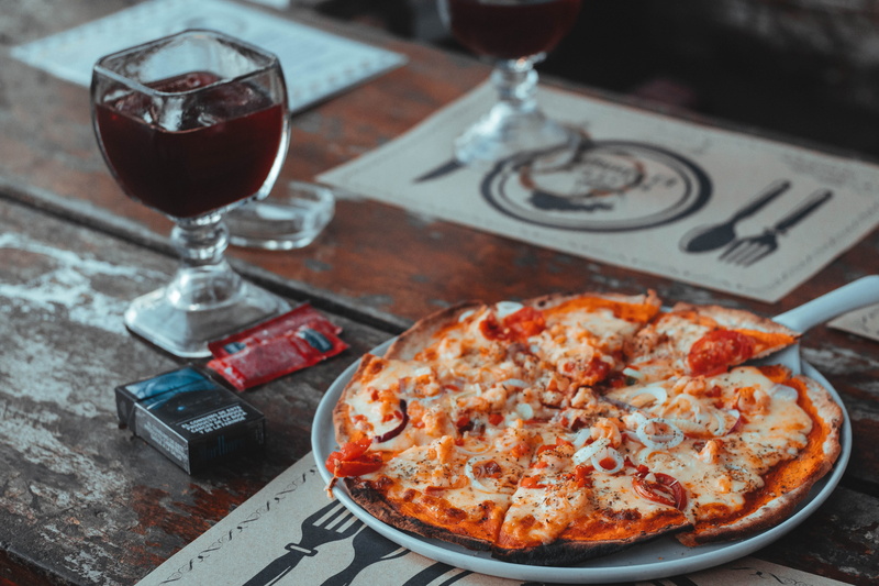 dish, freshness, urban, focus on foreground, goblet, cornbread, plate, ready-to-eat, meal, table, wineglass, beverage, healthy eating, dinner, furniture