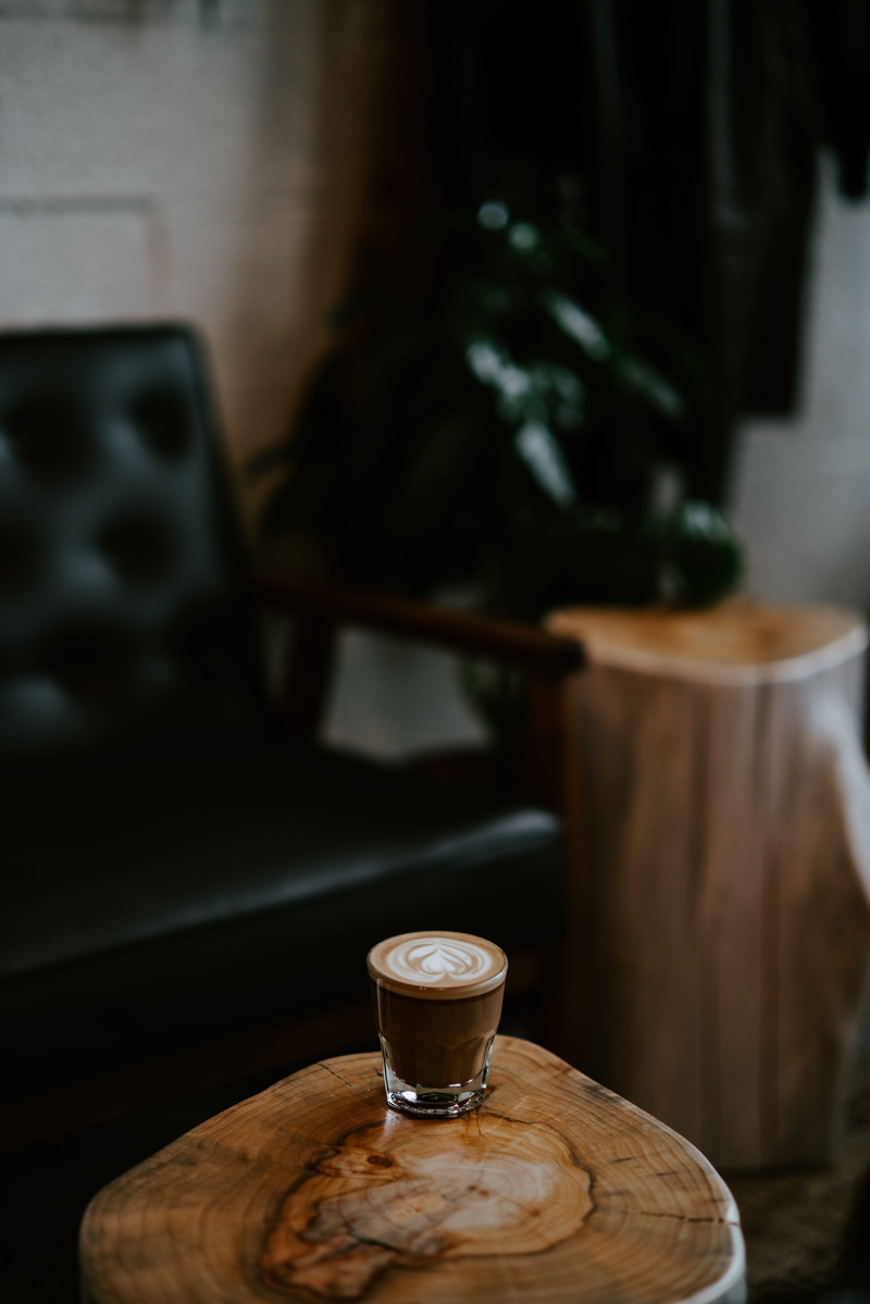 beverage, alcohol, mug, coffee, 8K, coffee - drink, cup, freshness, food and drink, drink, coffee table, still life, brown, porcelain, latte, beer, shallow