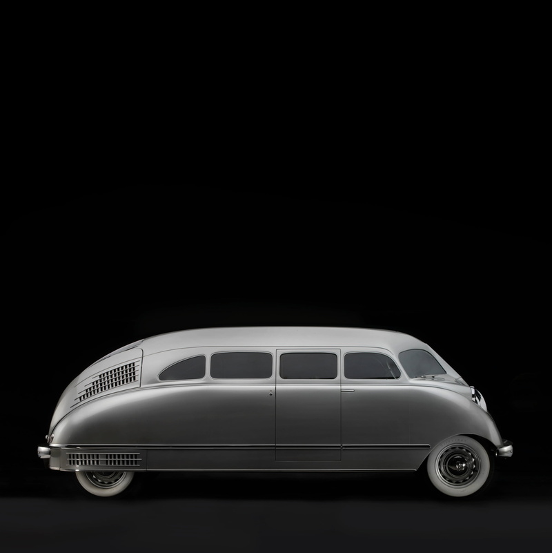 travel, profile view, technology, 1933, single object, mode of transportation, 1080P, car, modern, black color, stout, small, van, night, vintage, black background