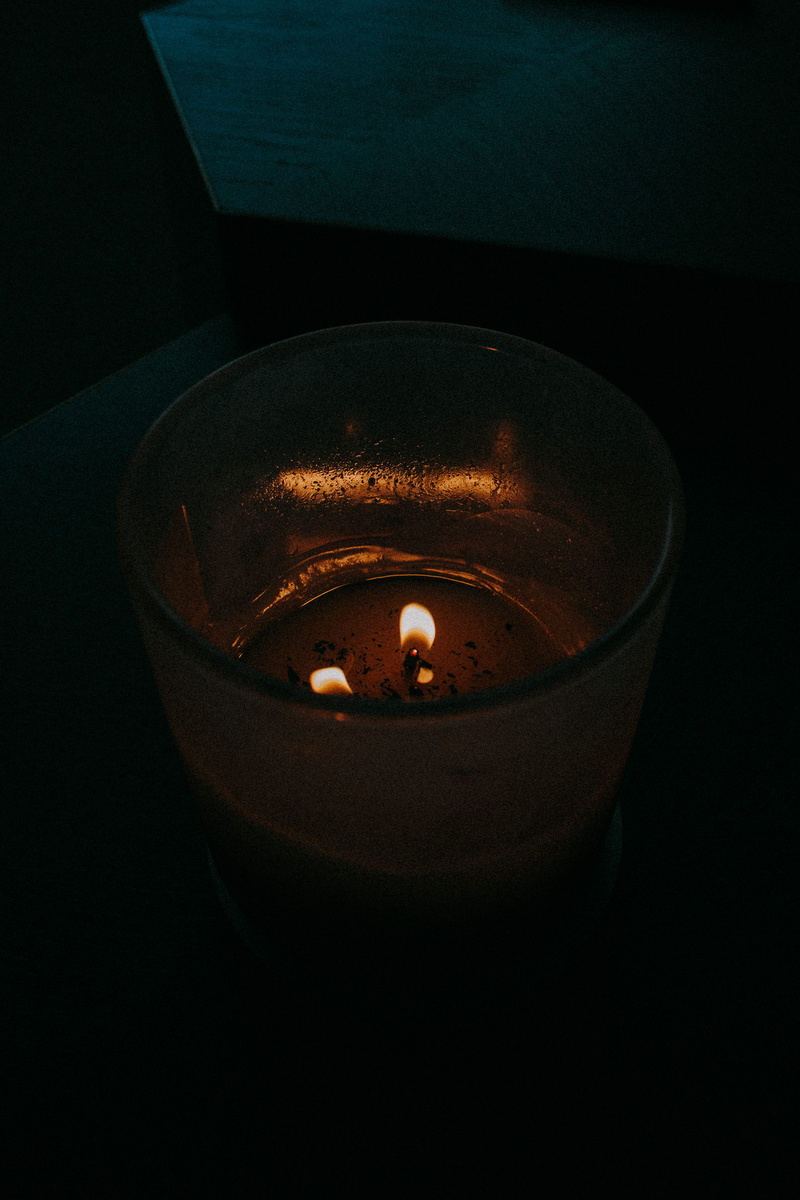 4K, glowing, beer, still life, crypt, candelaholder, heat - temperature, drink, beverage, stout, fire, applique, container, flame, night life, lightholder