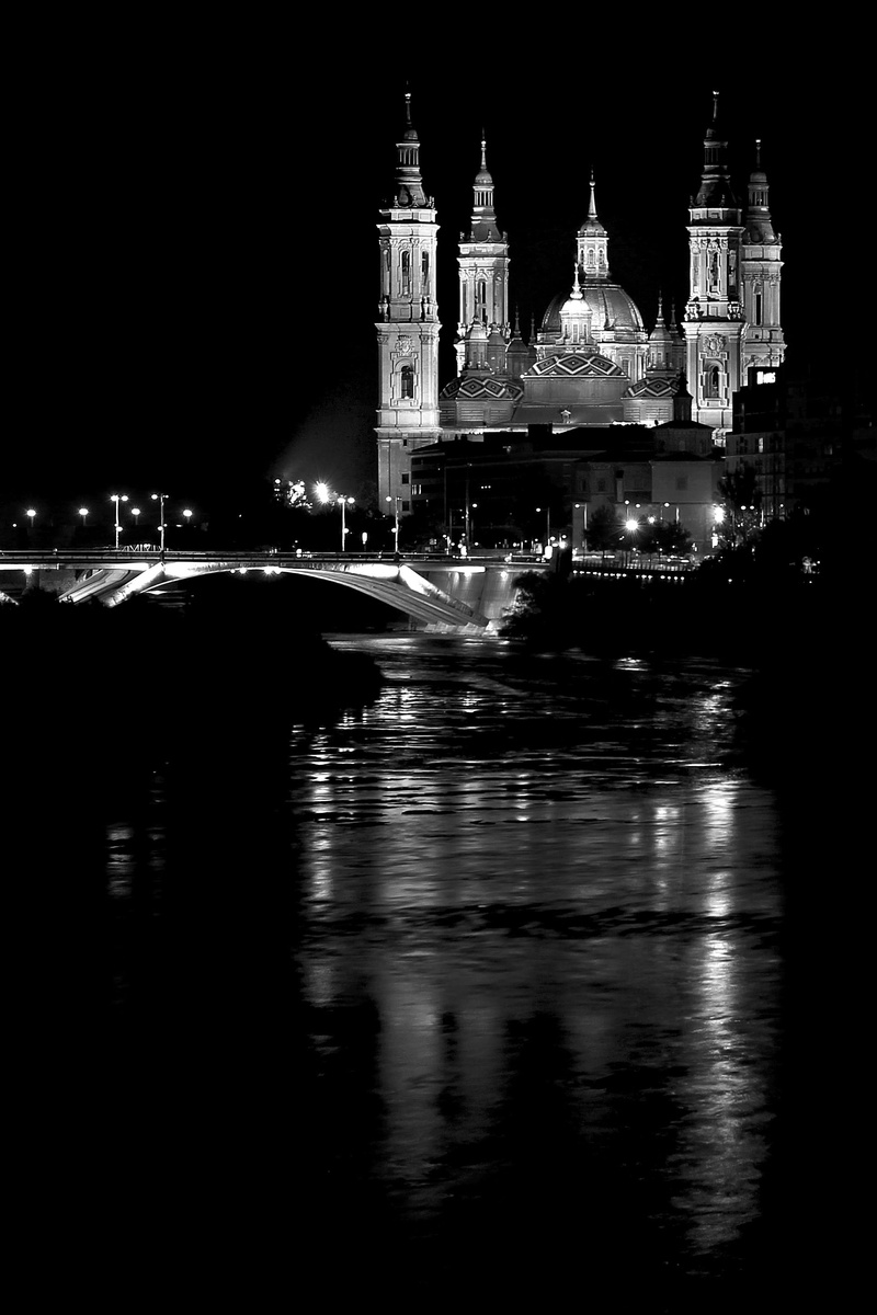 night photography, waterfront, built structure, dusk, catholic, heritage, construction, travel, cathedral, Cathedral, reflection, architecture, outdoors