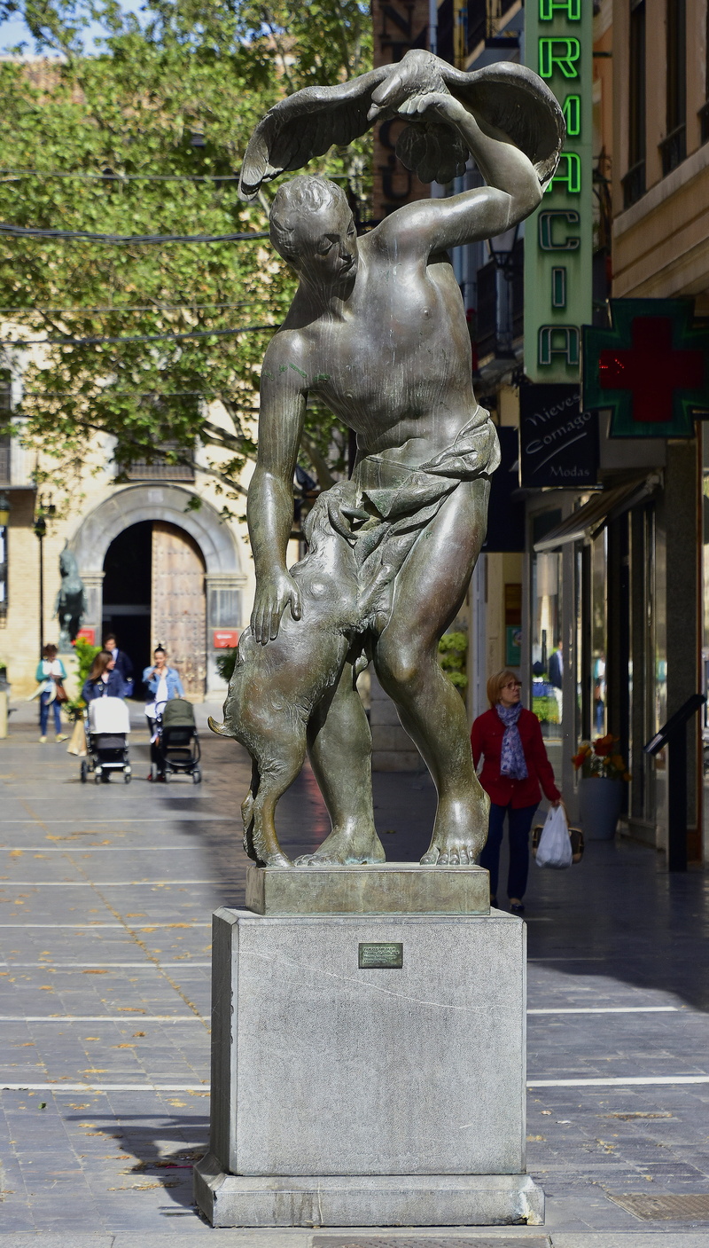 monument, building exterior, architecture, sculpture, travel destinations, outdoors, city, statue, 5K, built structure, saragossa, human representation