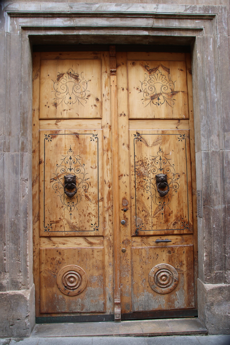 lock, entrance, pattern, old, built structure, wood - material, door knocker, closed, design, protection, building, 5K, wood, security, safety, door, carving