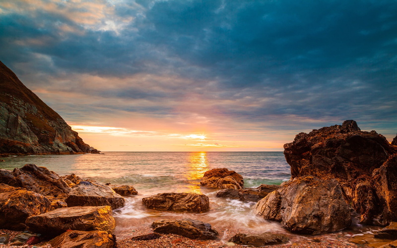 2K, sea, cloudy, stones, ireland, howth, nature, sunrises, sky, sunsets