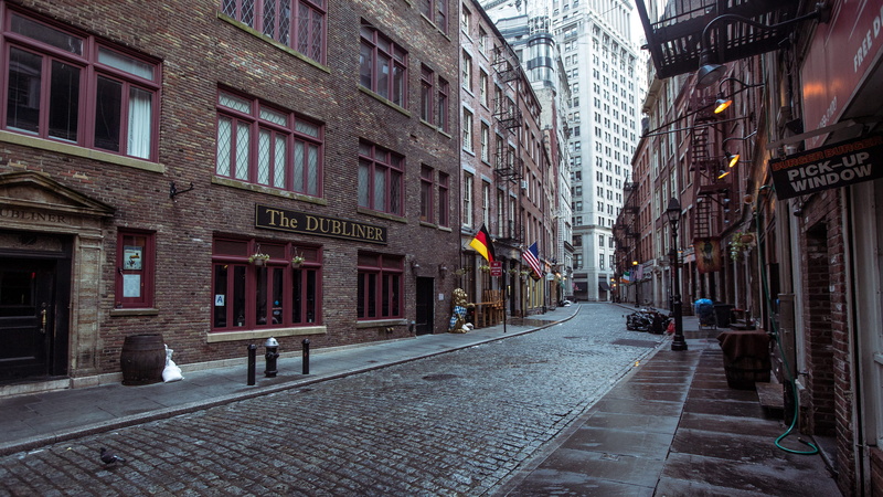 way, urban Scene, The Dubliner, england, day, residential district, direction, road, city Life, signage, uK, building, brick wall, city, transportation