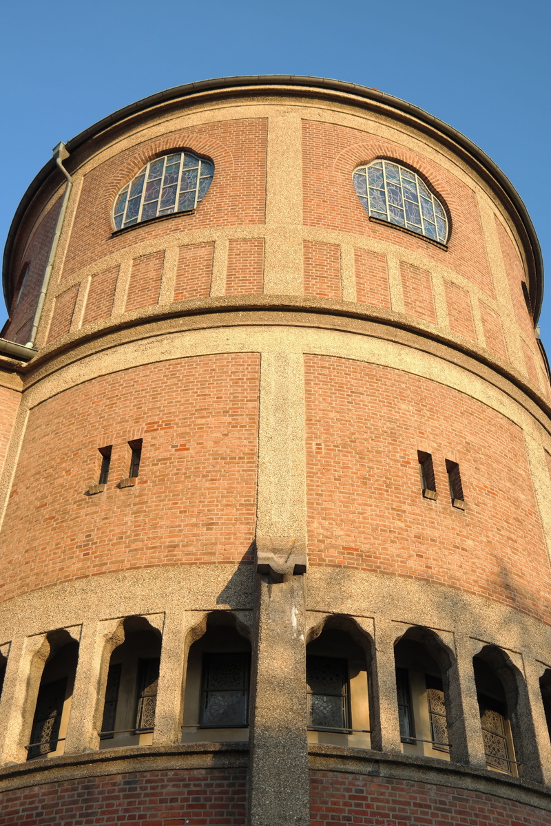 religion, brick, columnar, enormous, faith, building exterior, arch, large, old, parish church, protestant, tower, christianity, built structure, sky, church portal