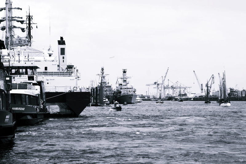architecture, harbor, shipping, fishing industry, fishing boat, waterfront, commercial dock, outdoors, hamburgensien, black and white photography, sky
