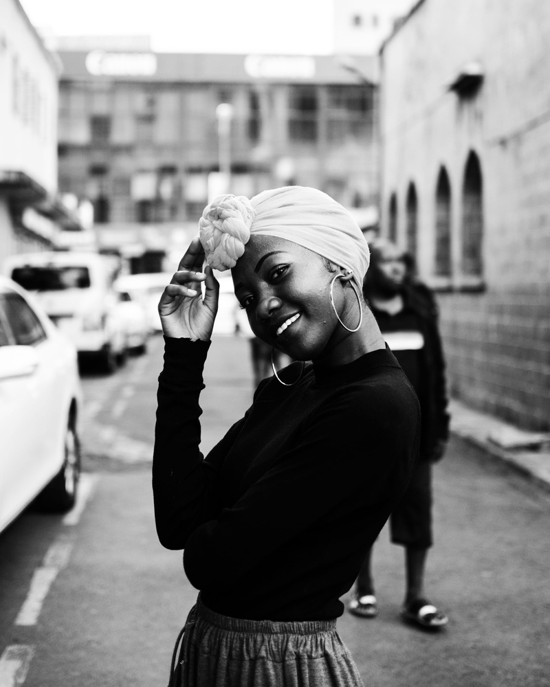 mode of transportation, 2K, smile, young adult, architecture, turban, leisure activity, facial expression, women, focus, earrings, motor vehicle, model
