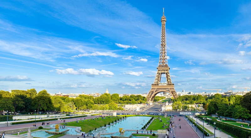 plant, tall - high, the past, building exterior, architecture, France, sky, tourism, travel destinations, outdoors, built structure, memorial, no people