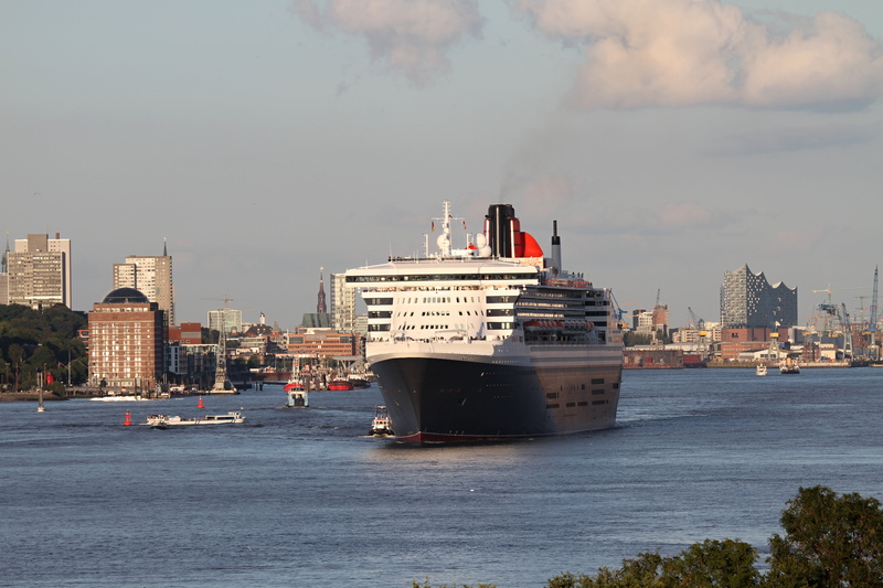 transportation, office building exterior, city, nature, queen, cruise ship, holiday, water, outdoors, hamburg, queen mary, built structure, dock, nautical vessel