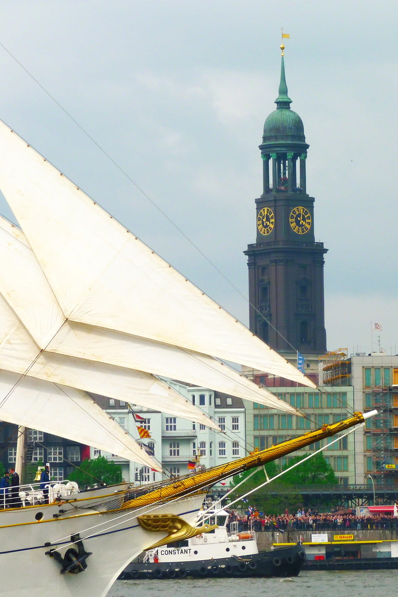 travel destinations, building, Hamburg, building exterior, Port, sky, cloud - sky, incidental people, architecture, city, transportation, day, water, hafengeburtstag
