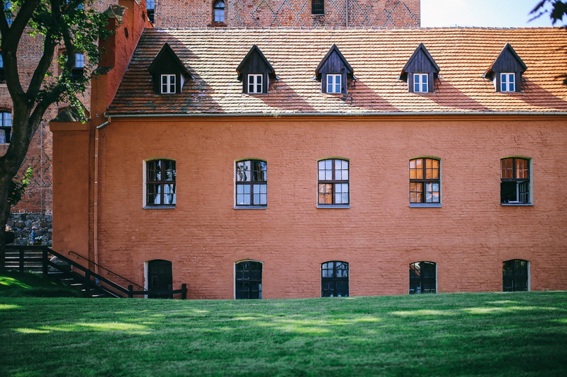 plant, city, red brick church, 5K, no People, day, brick, grass, in a row, facade, built Structure, front or back yard, roof, sunny day, house, architecture