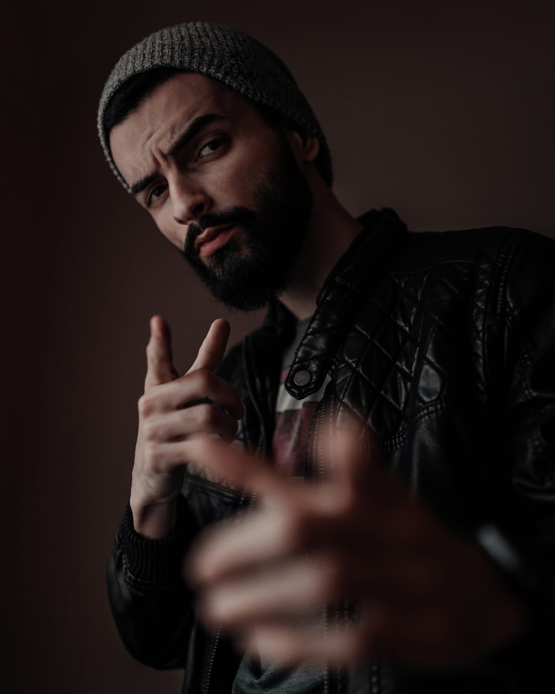 people, men, macho, selfportrait, serious, close-up, movie, male, one Man Only, caucasian Ethnicity, jacket, male Beauty, adult, style, color, leather