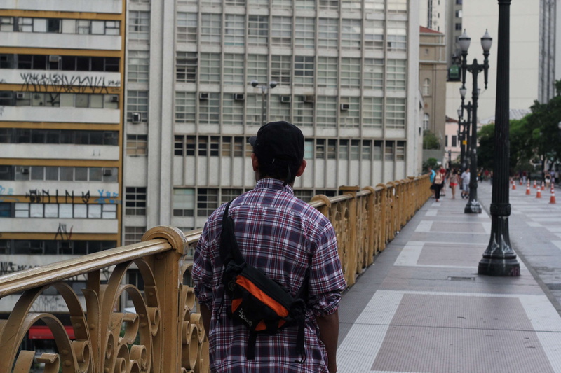 people, sao paulo, checked pattern, centro, transportation, predio, building exterior, architecture, men, city, street, boy, supreme, rear view, historic center