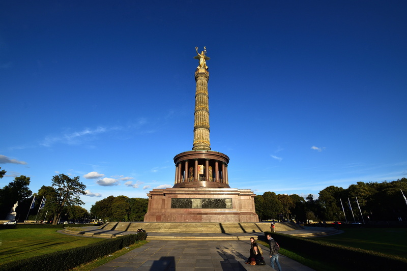 5K, the past, tall - high, places of interest, landmark, travel destinations, building exterior, tourism, architectural column, history, built structure