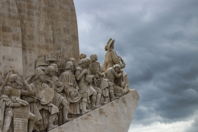 architecture, ornate, cloud - sky, stone material, human representation, nature, built structure, history, monument, craft, male likeness, art and craft