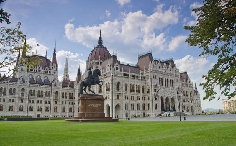 the parliament, the past, day, dome, grass, architecture, 4K, travel, sky, cloud - sky, building, travel destinations, government, monument, facade, building exterior
