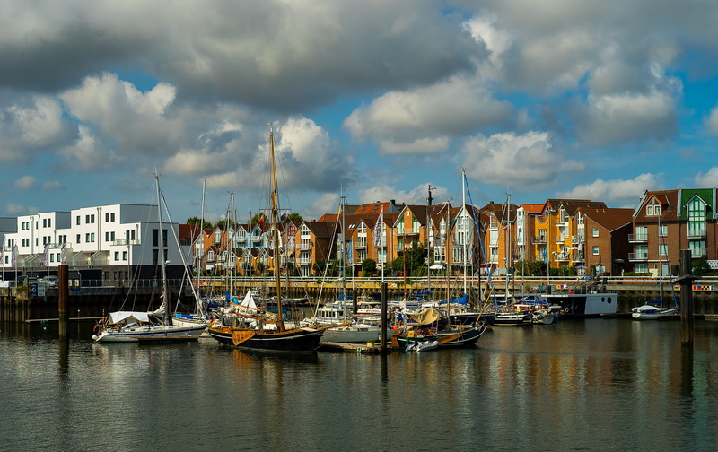 sea, sky, waterfront, ship, anchored, port, 4K, screen background, built structure, cuxhaven, river, nautical vessel, tourism, sailing boat, city, no people