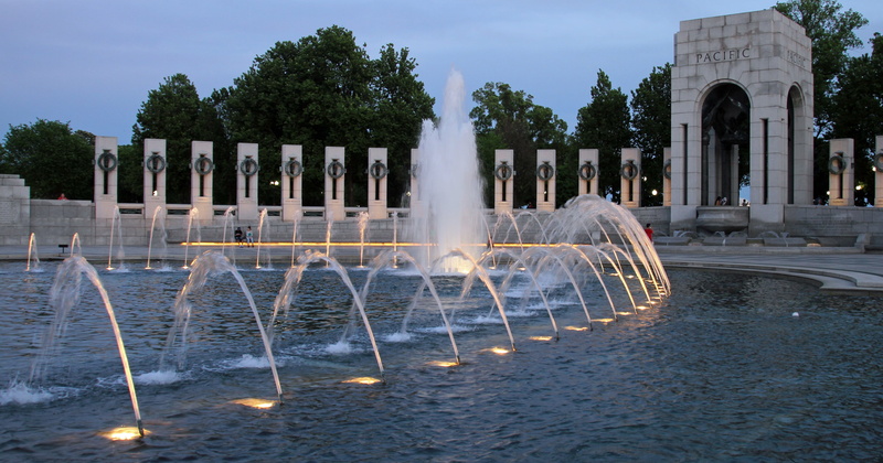 motion, dc, memorial, 4K, landmark, flowing, outdoors, spraying, architectural column, wwii, travel destinations, plant, travel, building exterior, cloud - sky