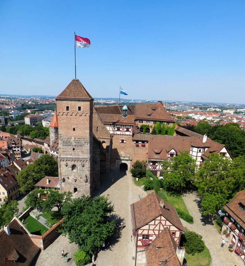 plant, built structure, panorama, travel destinations, imperial castle, architecture, tower, knights castle, blue, city, roof, nature, flag, 4K, outdoors