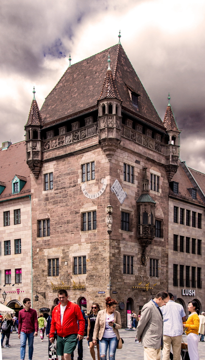 bavaria, cloud - sky, historically, building exterior, middle ages, 4K, building, built structure, history, swiss francs, city, nuremberg, nassauer house