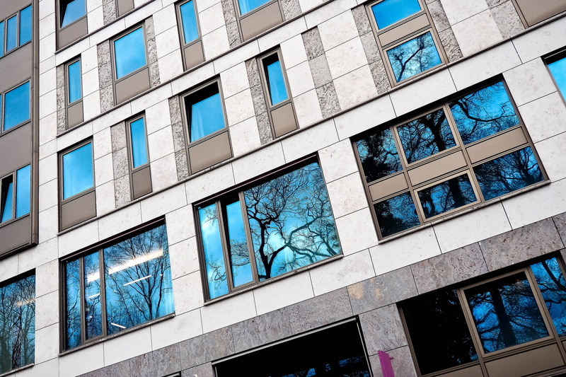 glass - material, skyscraper, full frame, wall - building feature, reflection, gray, backgrounds, office building, reflections, modern, window, facade